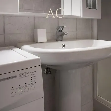 Eden View Apartment