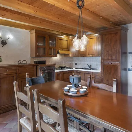 Eden View Apartment Al Solivo
